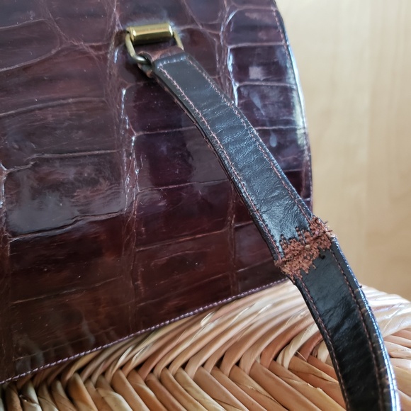 VINTAGE Bellestone Alligator Handbag! - Picture 9 of 14